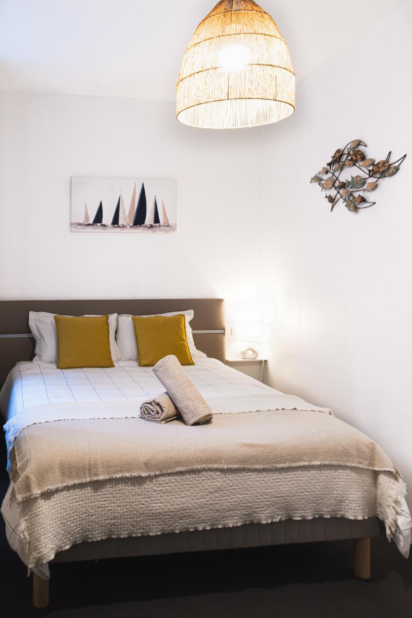 Appartement Sur Le Port De 반느 외부 사진